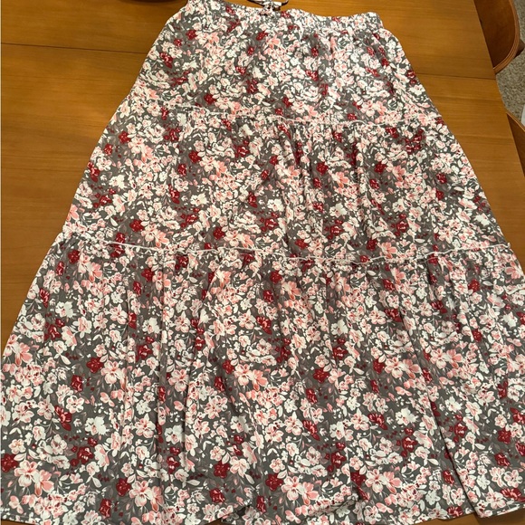 Dresses & Skirts - Floral Gray and Pink Women's Skirt‎